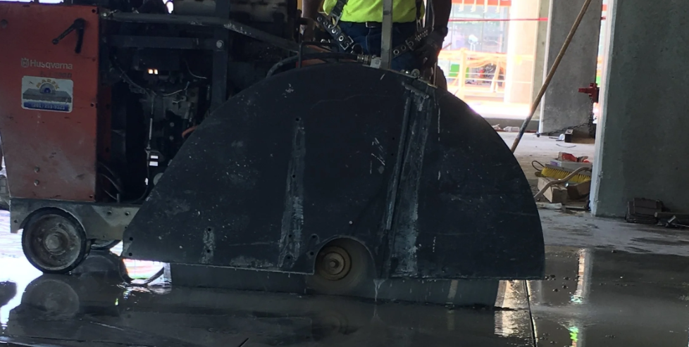 Concrete expansion cuts — slab sawing service (Photo 10)